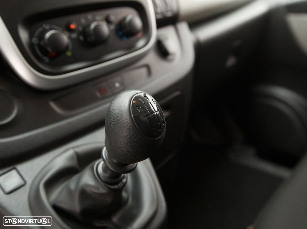 Renault Trafic L1H1 1.2T c/iva - 12