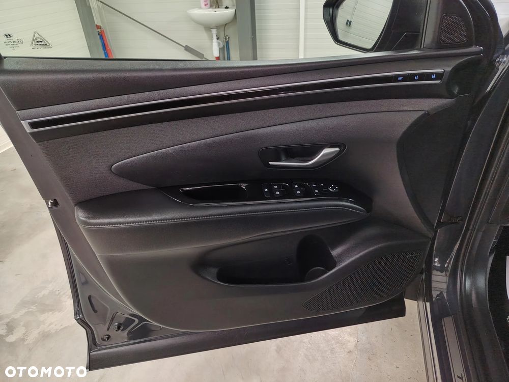 Hyundai Tucson 1.6 T-GDi PHEV Platinum 4WD - 18