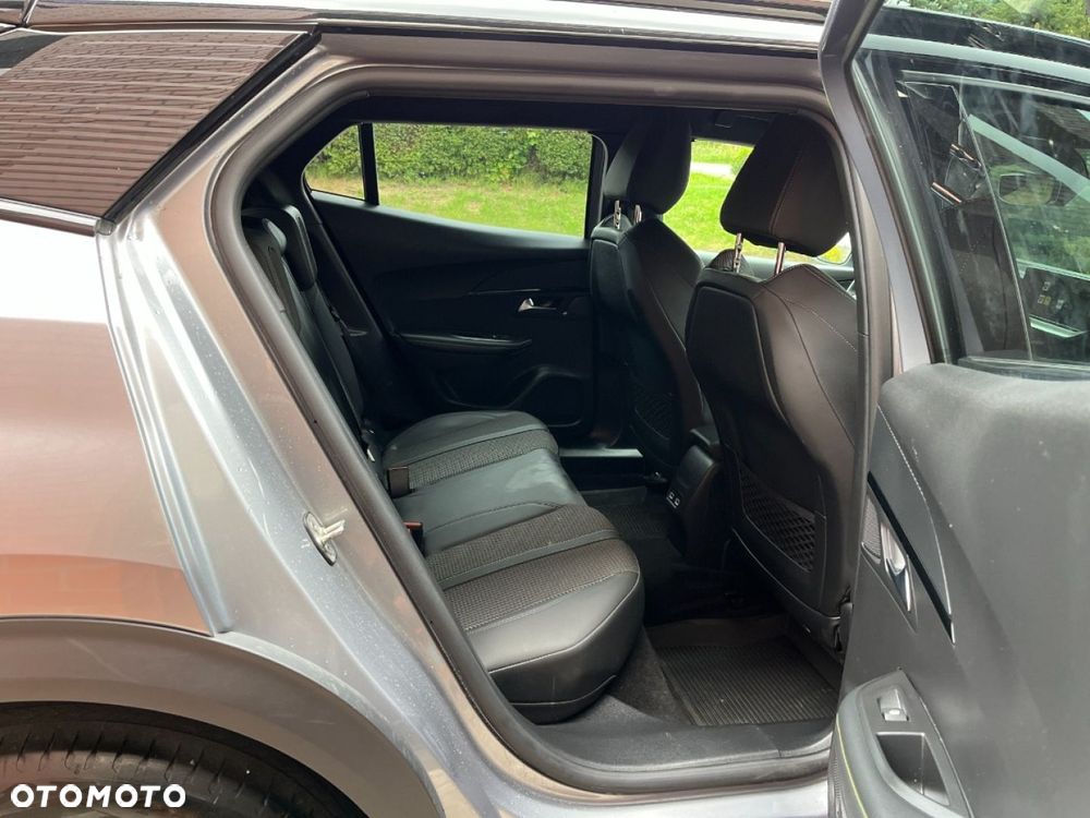 Peugeot 2008 e-2008 GT - 28