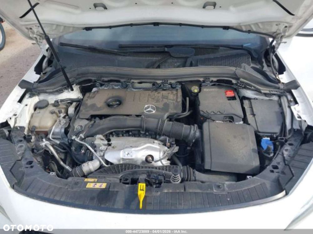 Mercedes-Benz GLA - 10