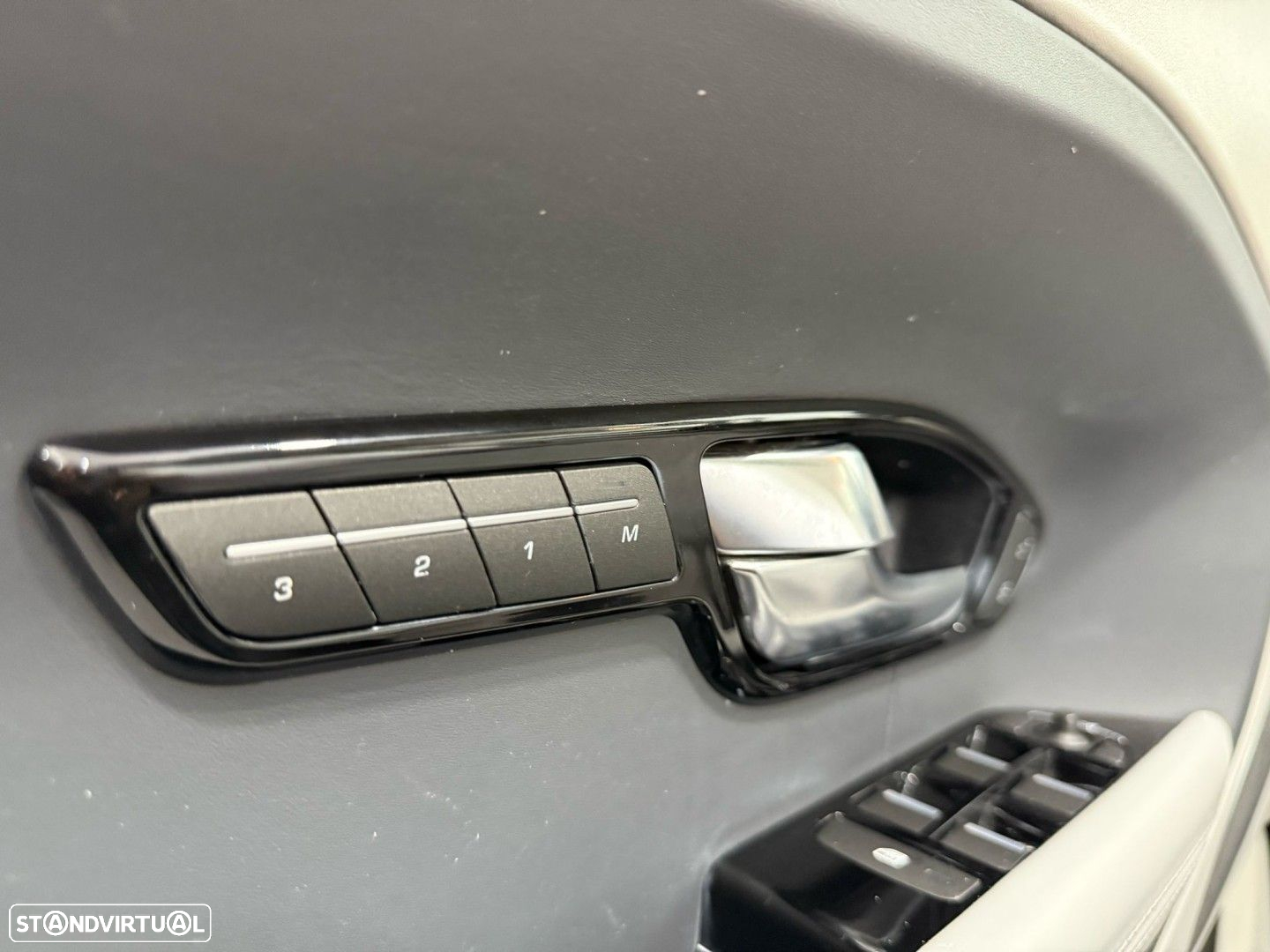 Land Rover Range Rover Evoque 2.2 SD4 Prestige - 13