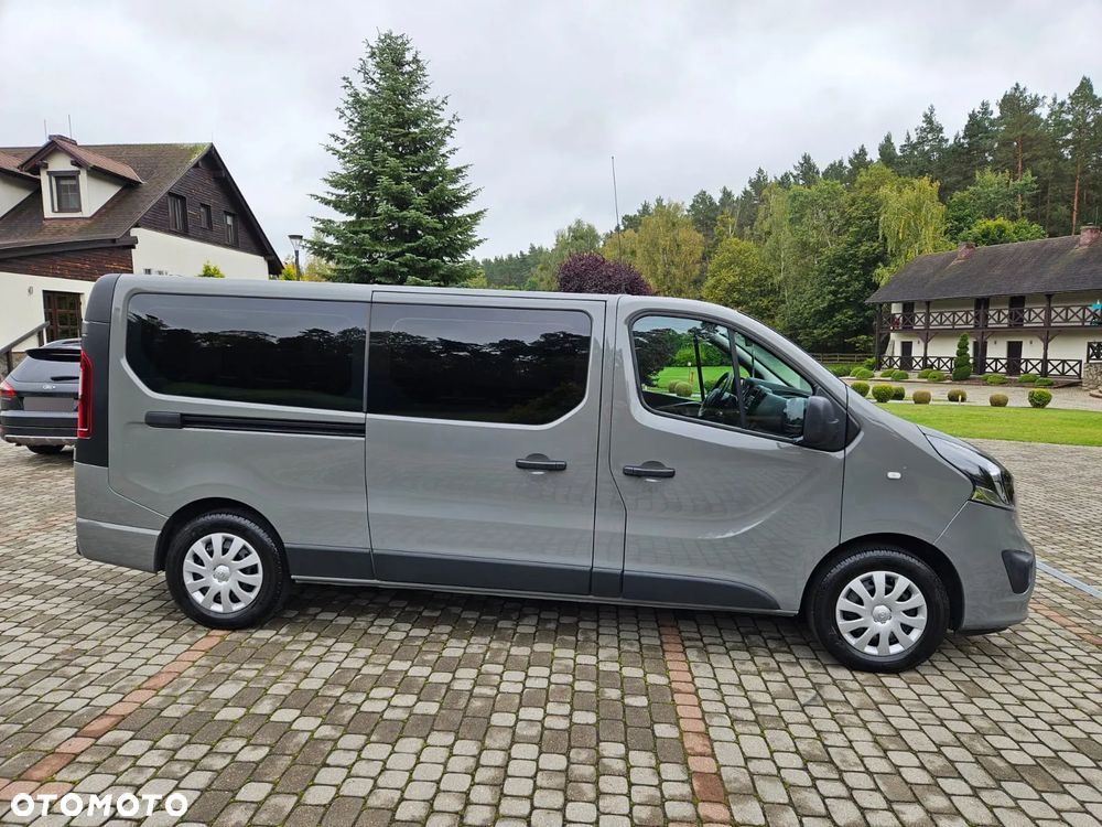 Opel Vivaro - 30