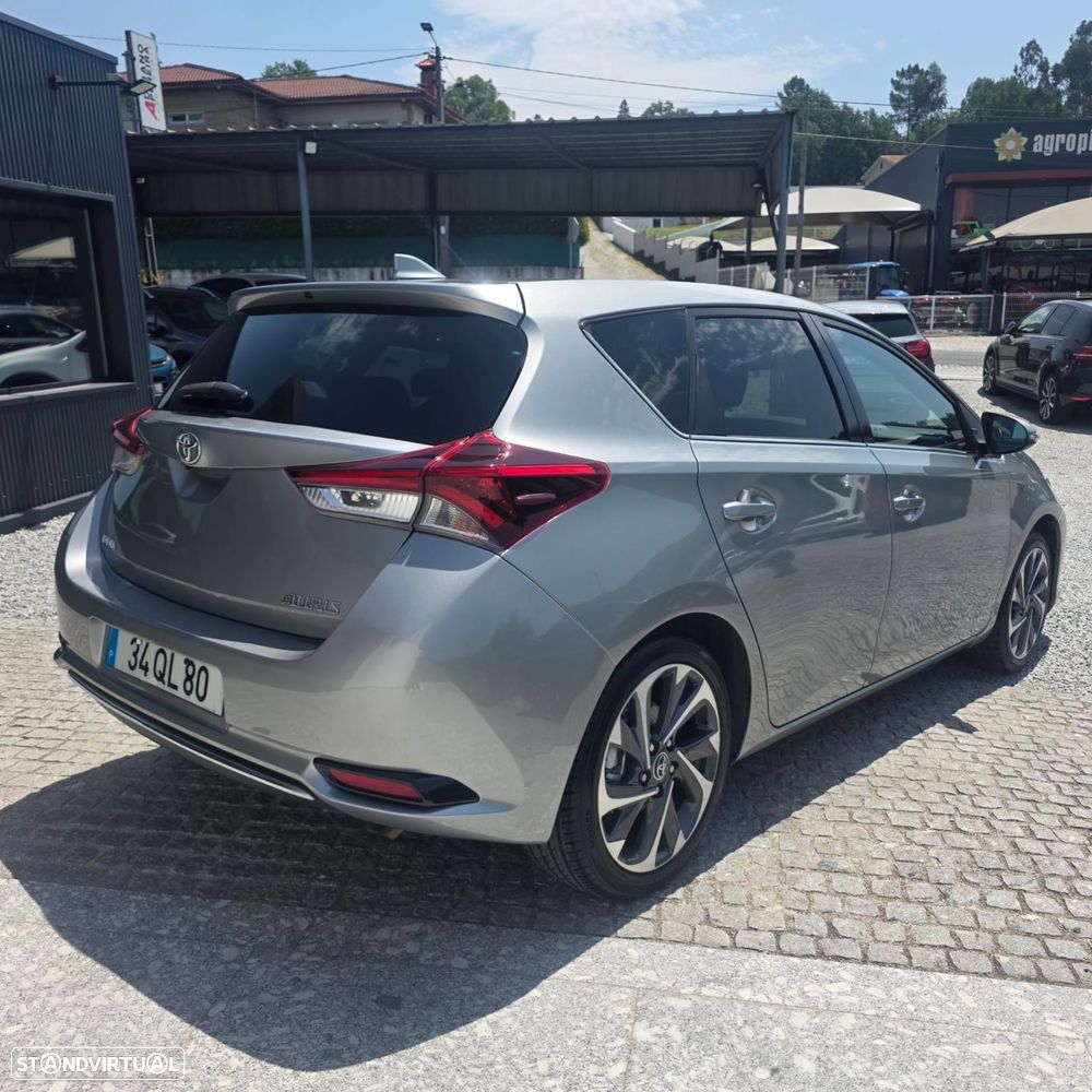 Toyota Auris 1.4 D-4D Comfort+Pack Sport - 9