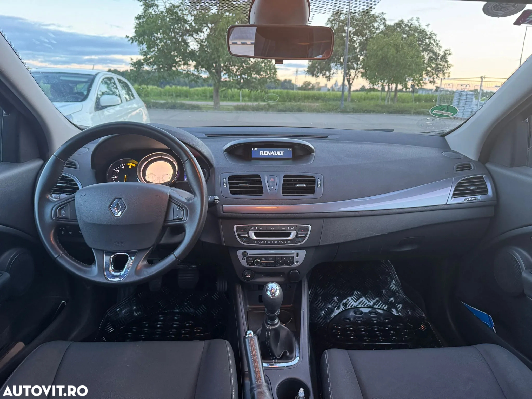 Renault Megane ENERGY dCi 130 LIMITED - 7