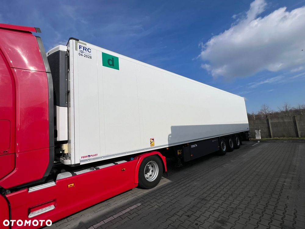 Schmitz Cargobull SKO 24/L - 1