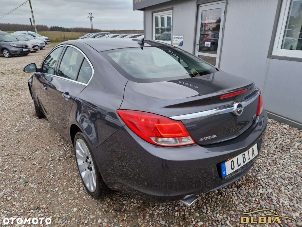 Opel Insignia - 15
