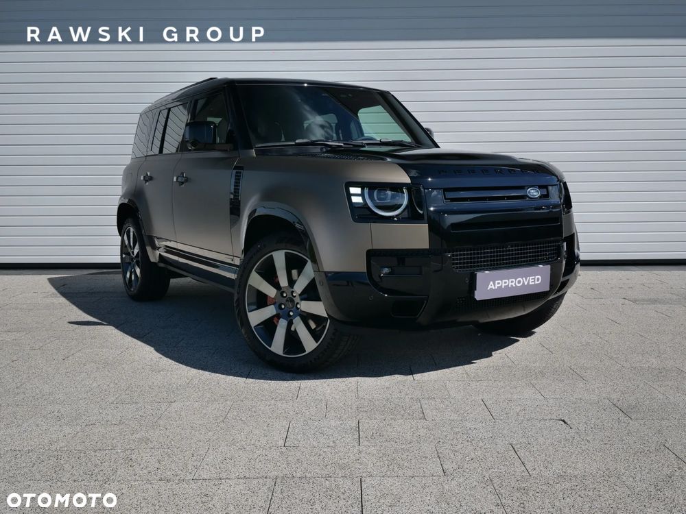 Land Rover Defender - 2