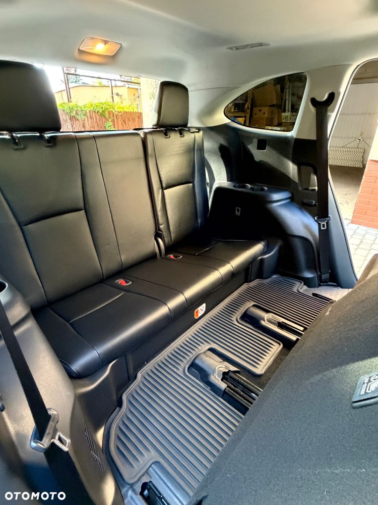 Toyota Highlander 2.5 Hybrid Executive Style - 12