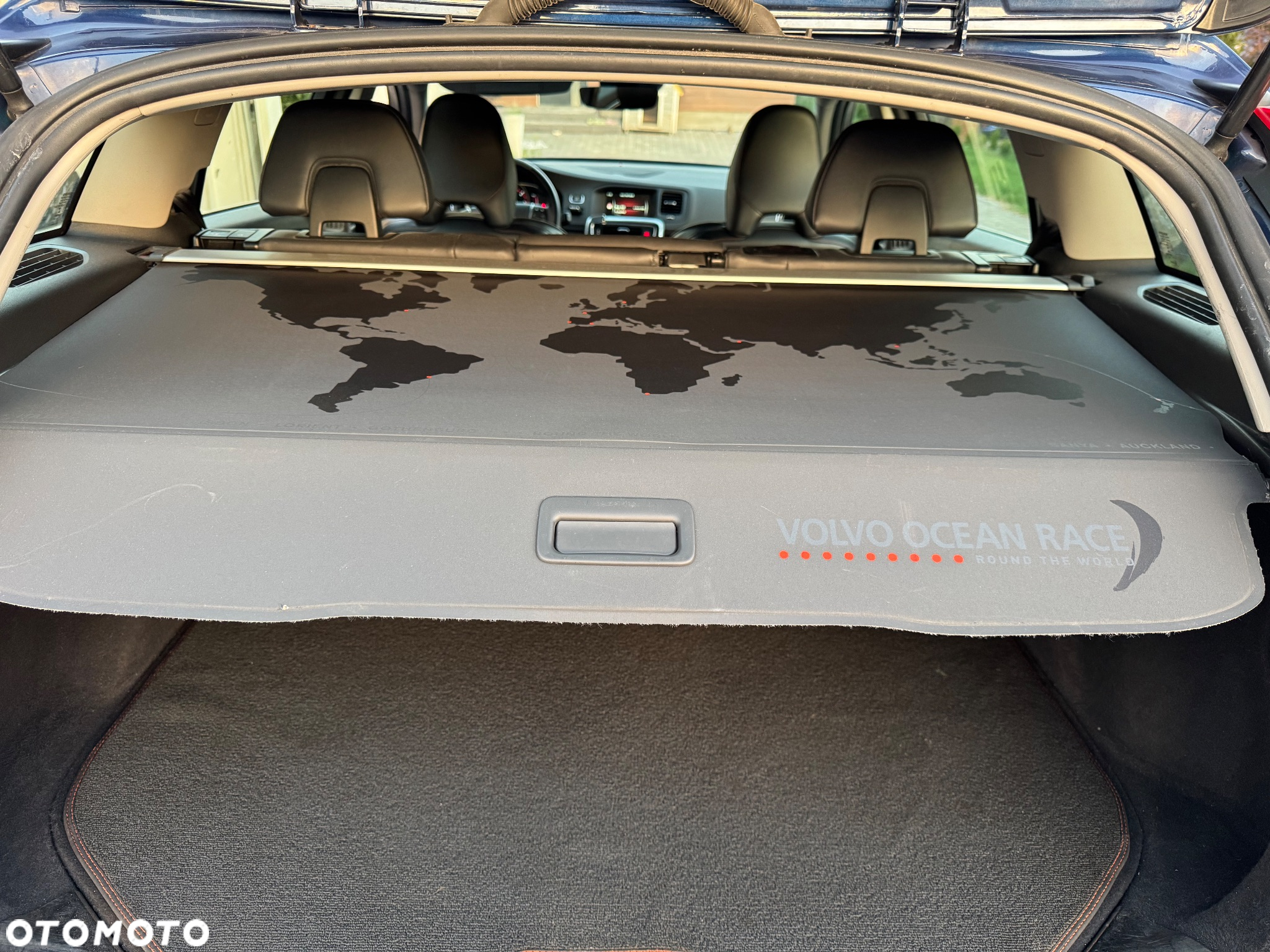 Volvo V60 D2 Ocean Race - 13
