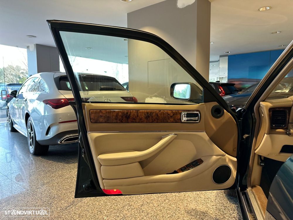 Jaguar Sovereign 3.2 Aut. - 9