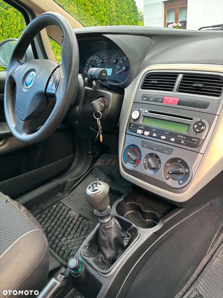 Fiat Punto 1.2 8V Active - 8