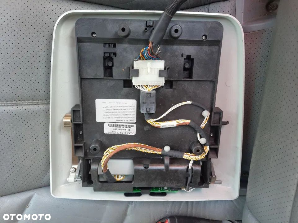 Monitor telewizor DVD dodatkowy w suficie mercedes W163 ML - 2