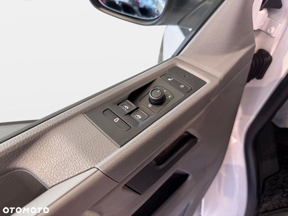 Volkswagen Transporter - 14