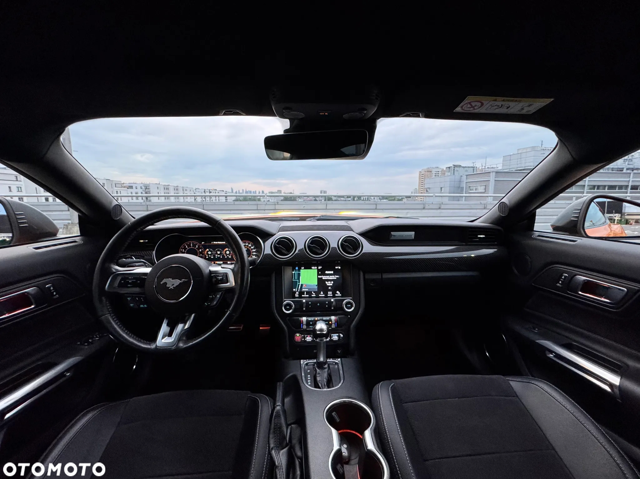 Ford Mustang 5.0 V8 GT - 17