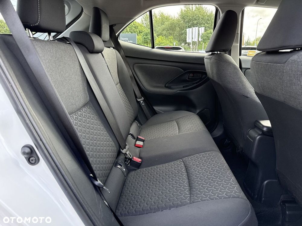 Toyota Yaris Cross Hybrid 1.5 Comfort - 25