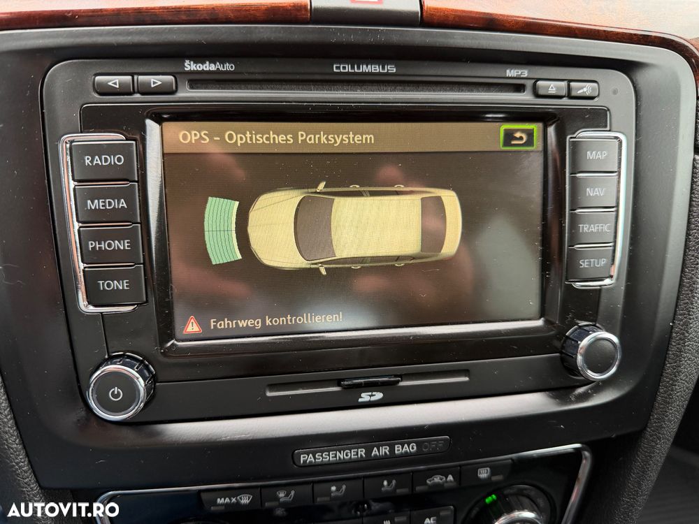 Skoda Superb 2.0 TDI Elegance DSG - 19