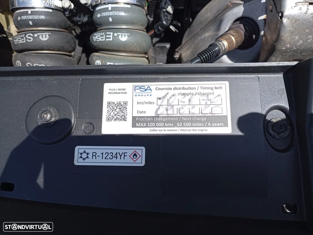 Peugeot 208 PureTech 100 EAT8 Active Pack - 12