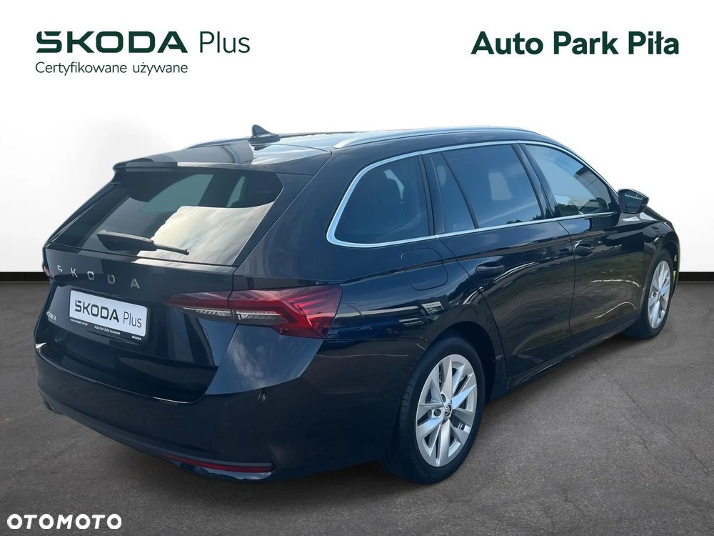 Skoda Octavia 2.0 TDI Selection DSG - 2