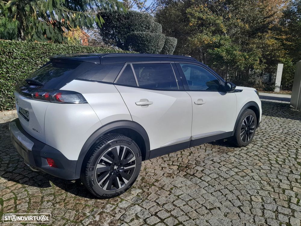 Peugeot 2008 1.2 PureTech GT Line EAT8 - 17