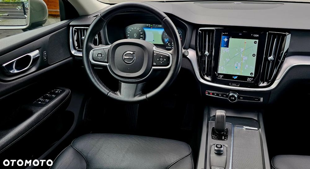 Volvo V60 B3 B Geartronic Momentum Pro - 25
