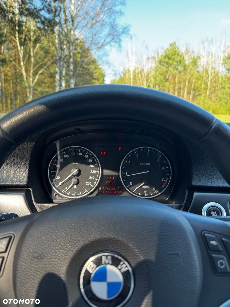 BMW Seria 3 320i - 21