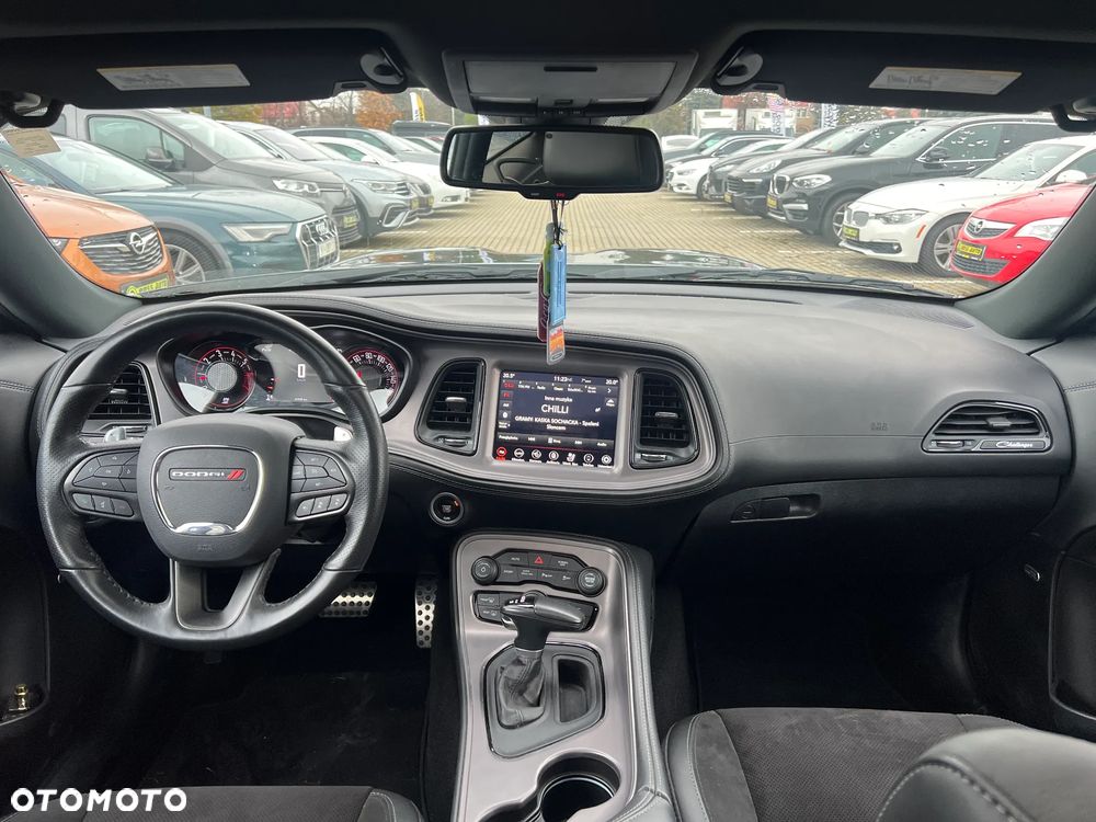 Dodge Challenger 5.7 R/T - 12