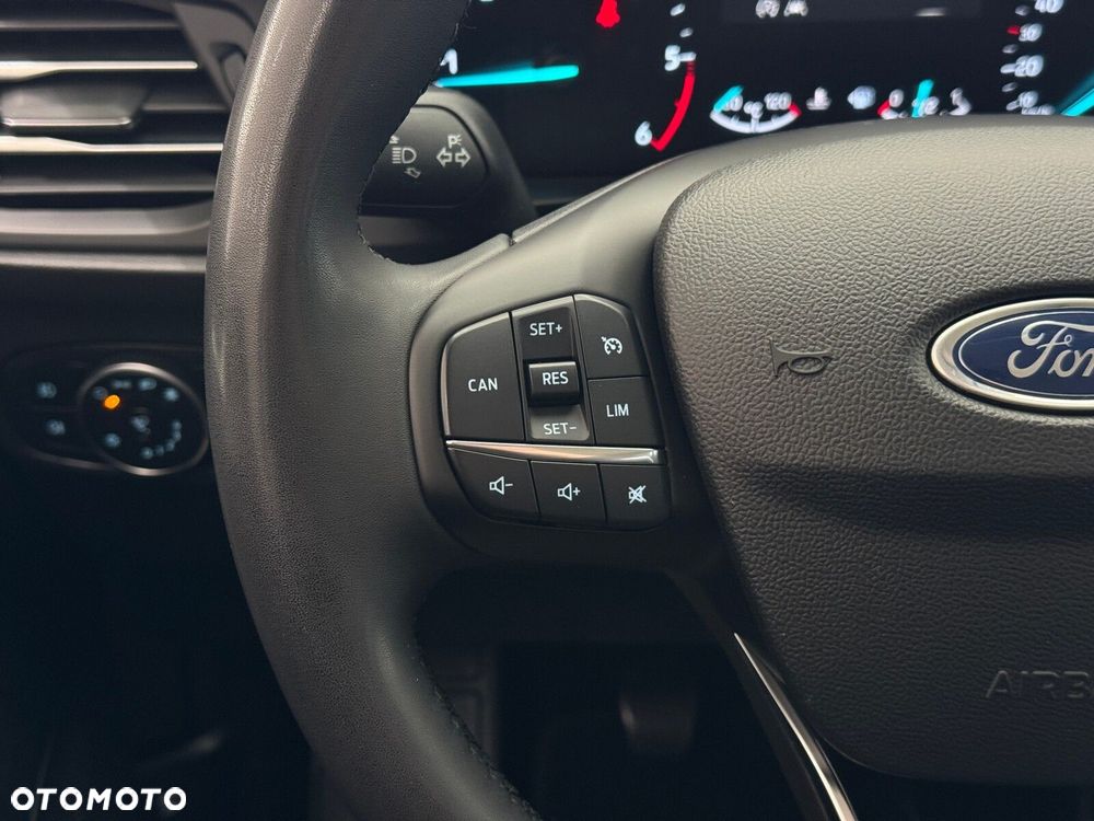 Ford Focus - 22