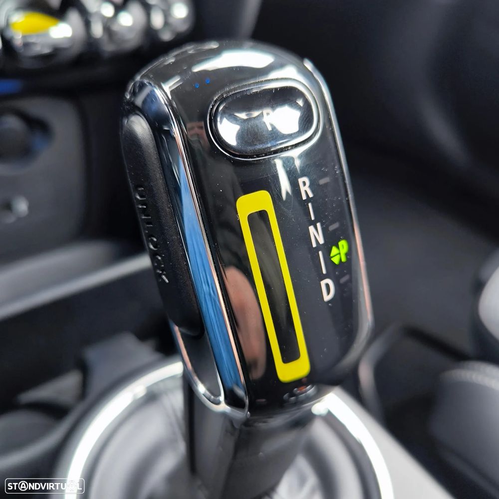 MINI 3 Portas Cooper SE - 15