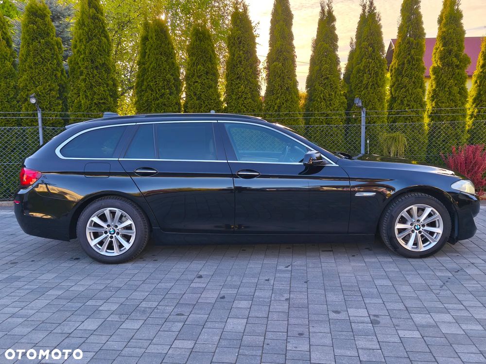BMW Seria 5 520d Luxury Line - 12