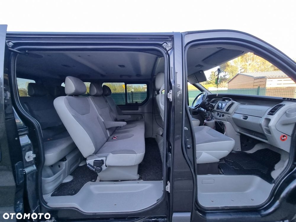 Opel Vivaro Tour - 20