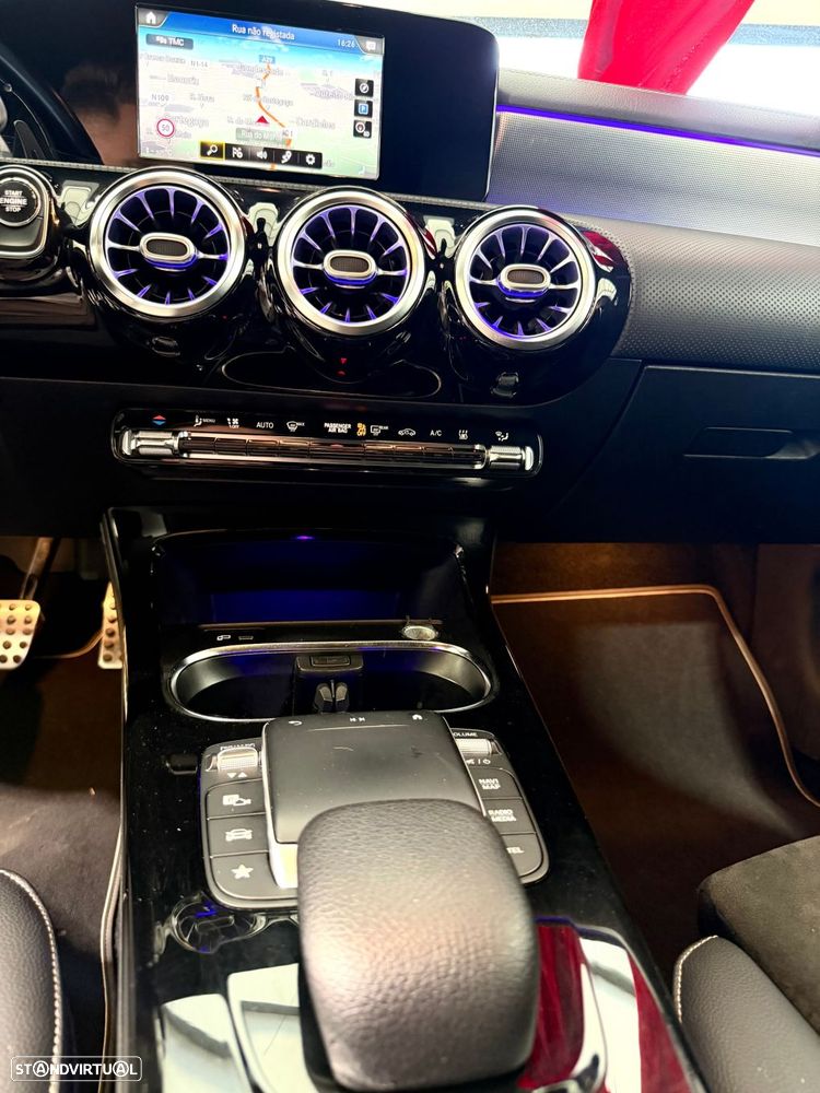 Mercedes-Benz CLA 250 e Shooting Brake AMG Line — fotografia 20