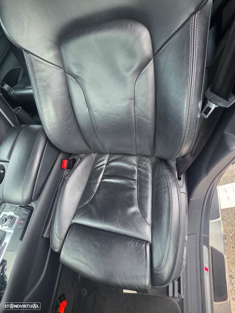 Audi Q7 3.0 V6 TDi quattro S-line Tiptronic - 34