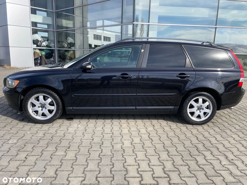 Volvo V50 T5 Momentum - 4