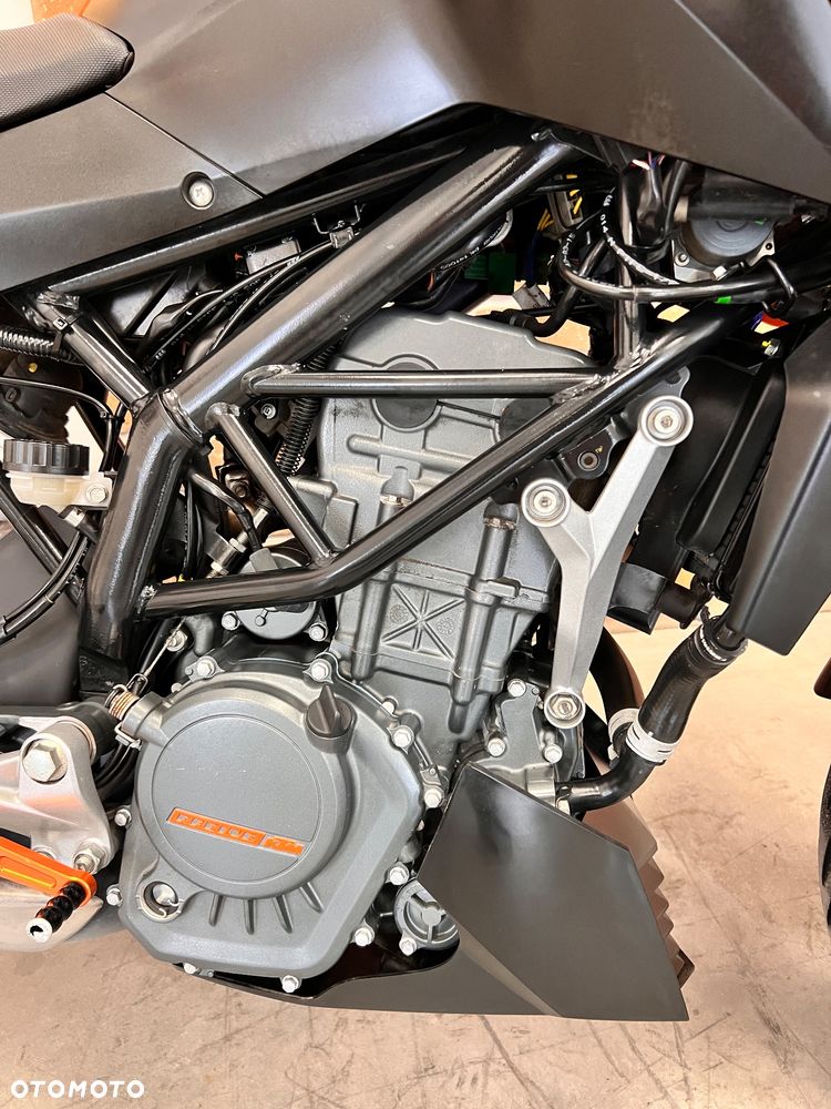 KTM Duke 125 - 11
