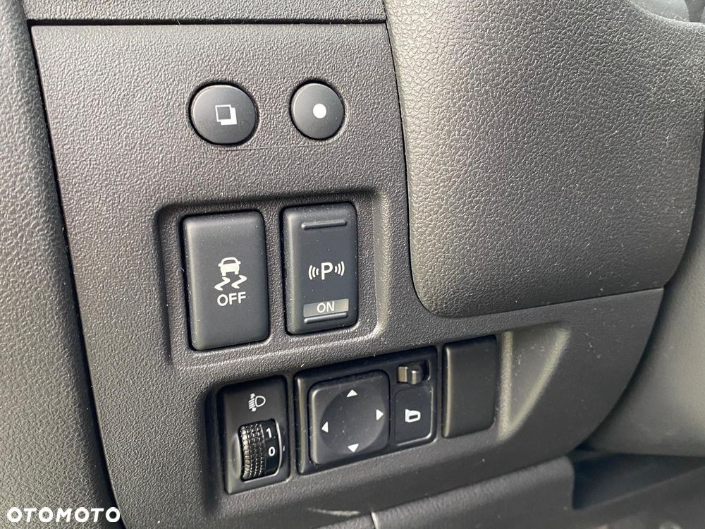 Nissan Micra 1.2 30 Jahre Edition - 12