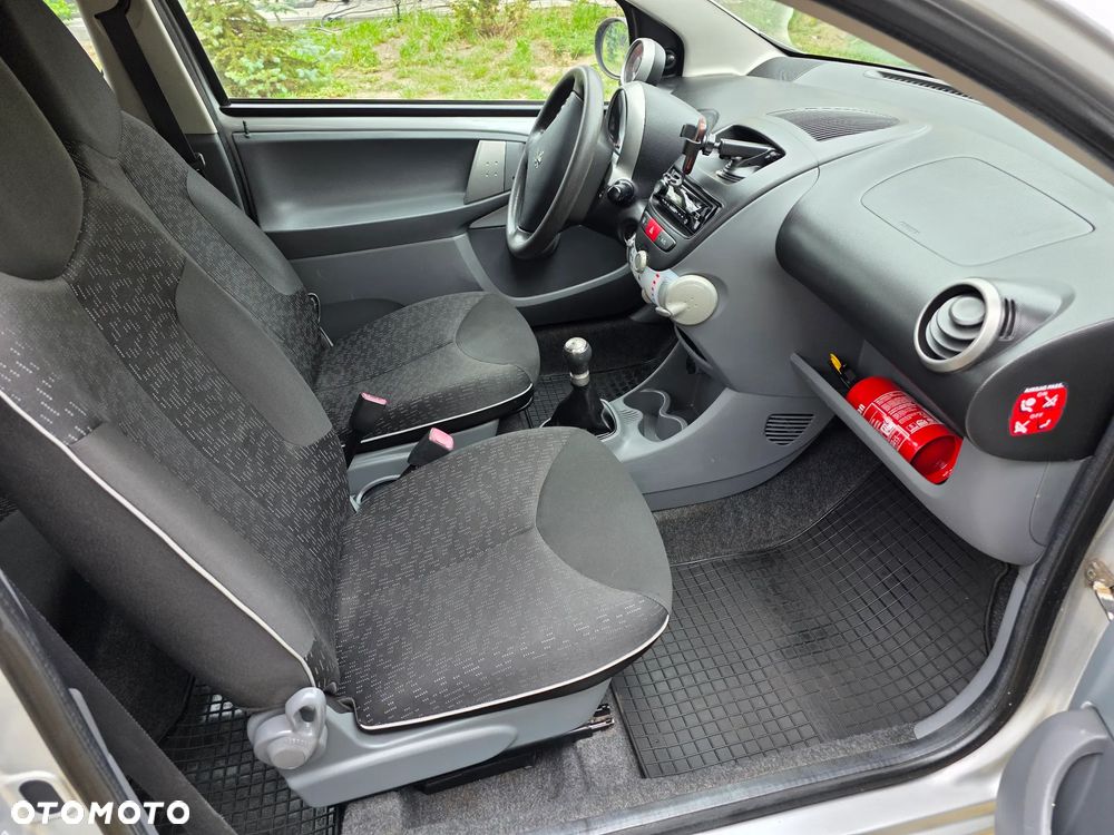 Peugeot 107 1.0 Trendy - 4