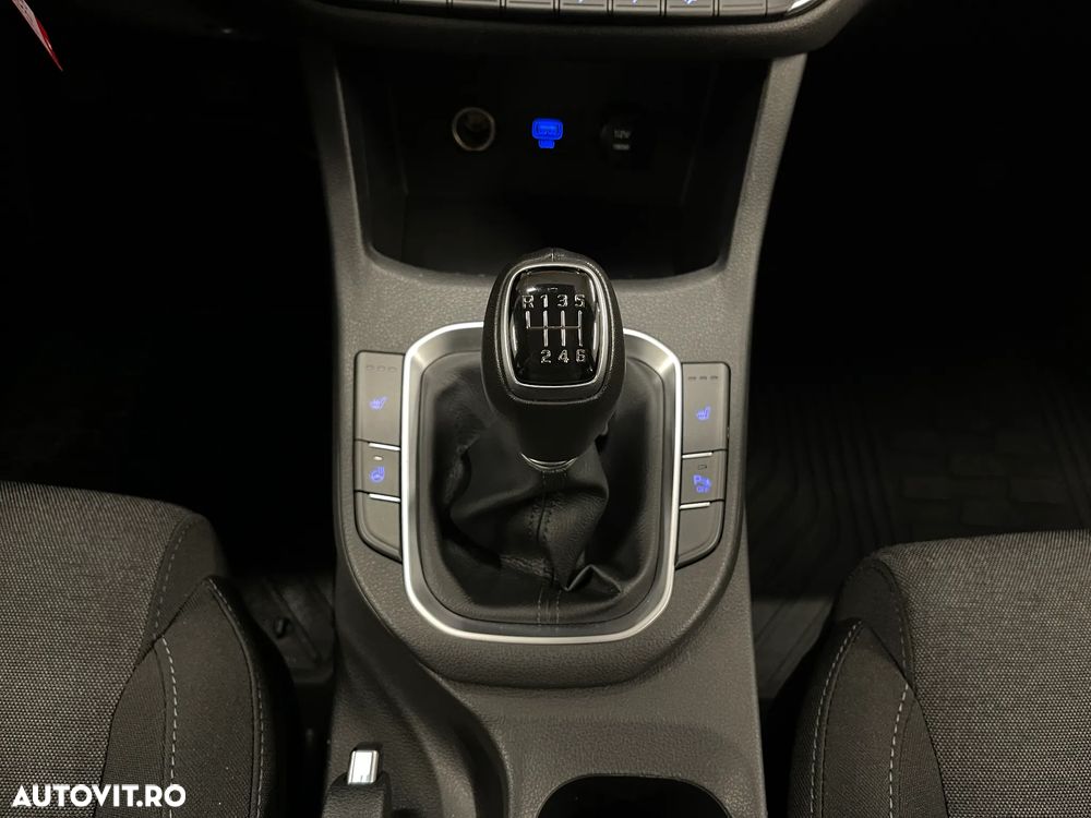 Hyundai i30 1.5 110CP M/T Highway - 23