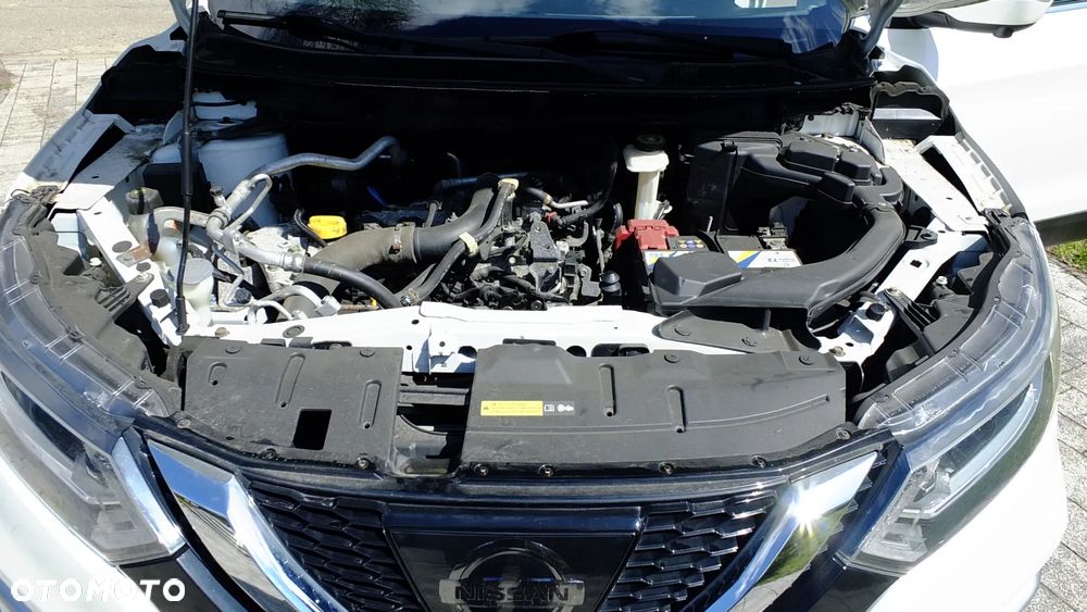 Nissan Qashqai 1.2 DIG-T N-Connecta EU6 - 27