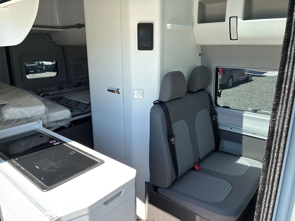 Volkswagen California - 15