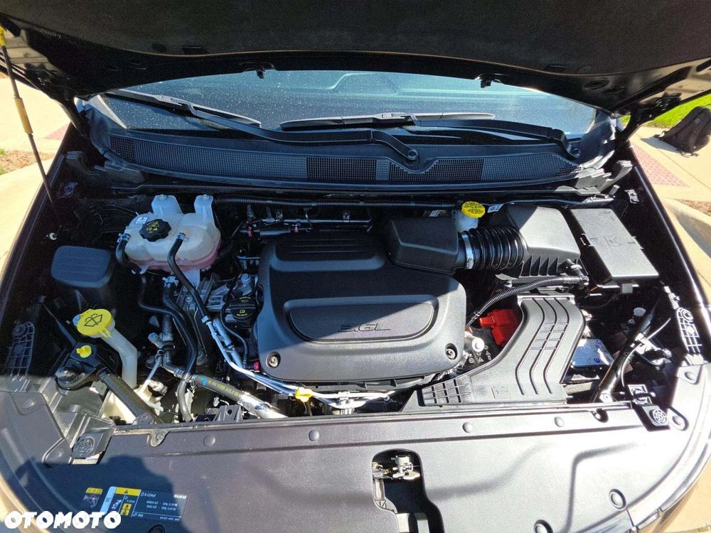 Chrysler Pacifica - 15