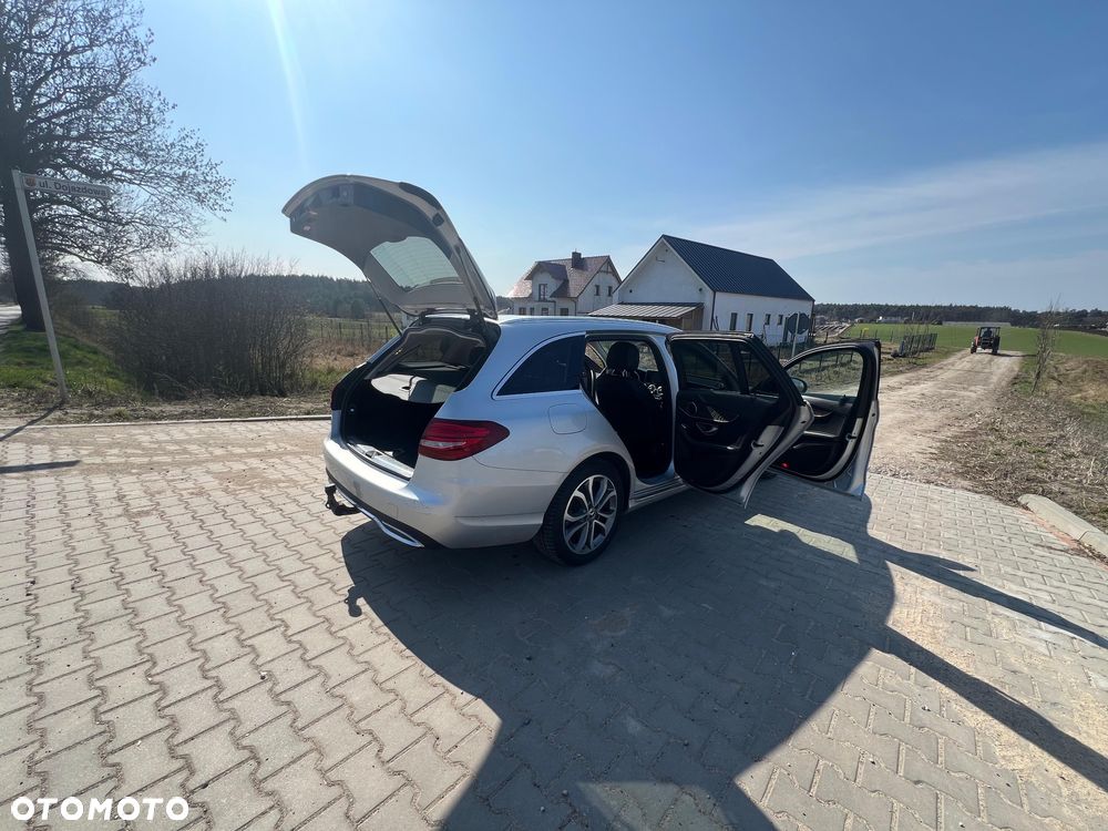 Mercedes-Benz Klasa C 180 (BlueTEC) d Avantgarde - 26