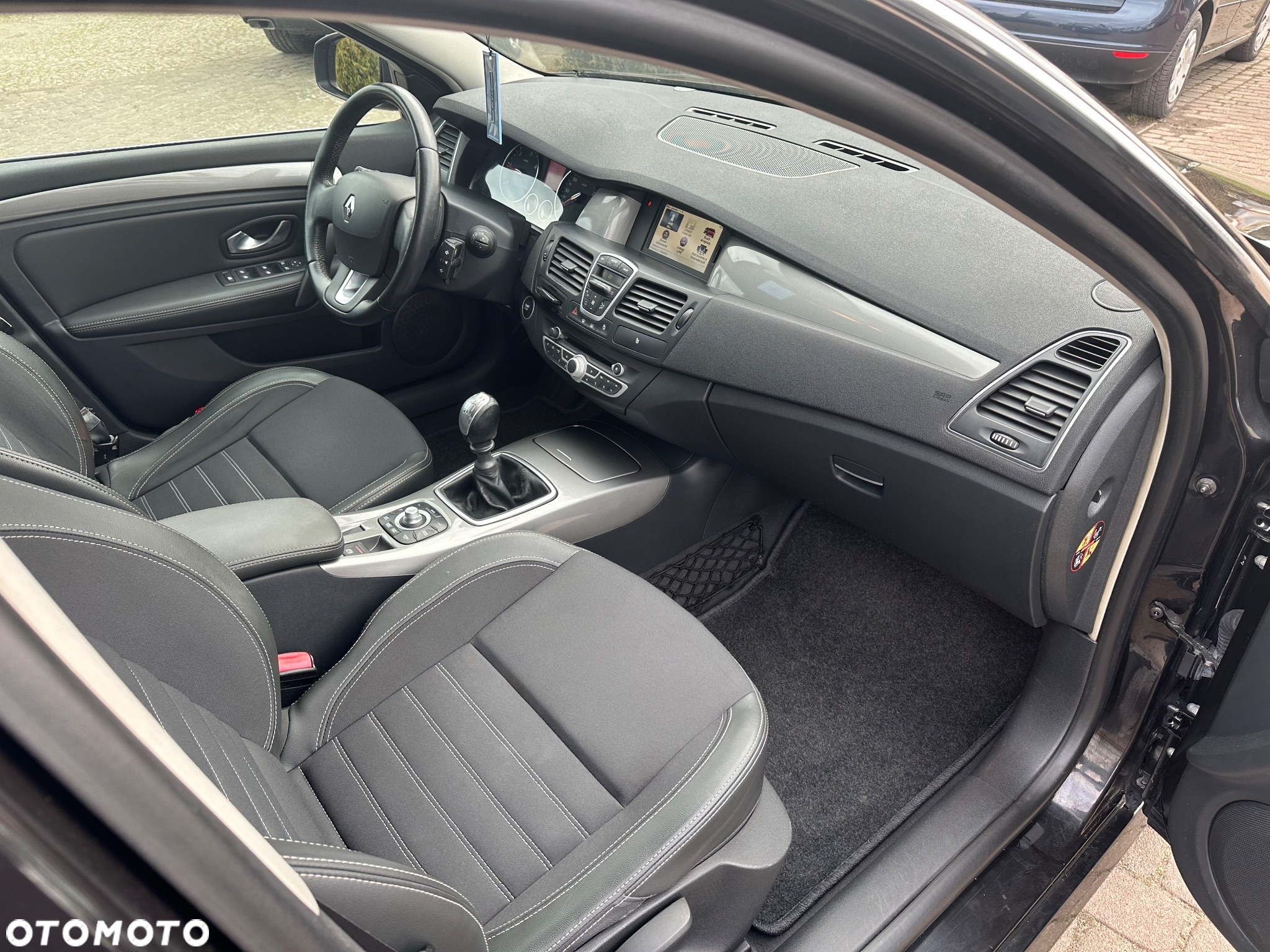 Renault Laguna 2.0 DCi Authentique - 18