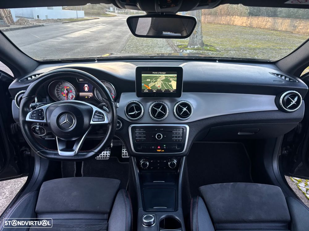 Mercedes-Benz GLA 180 d 7G-DCT AMG Line - 35