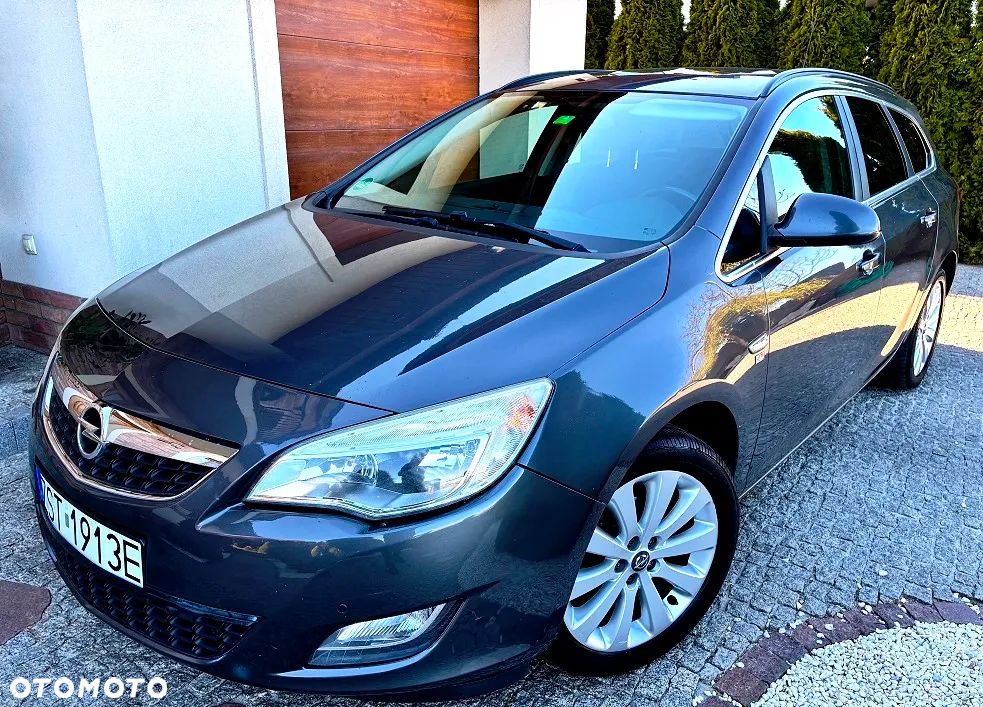 Opel Astra 1.4 Turbo 150 Jahre - 3