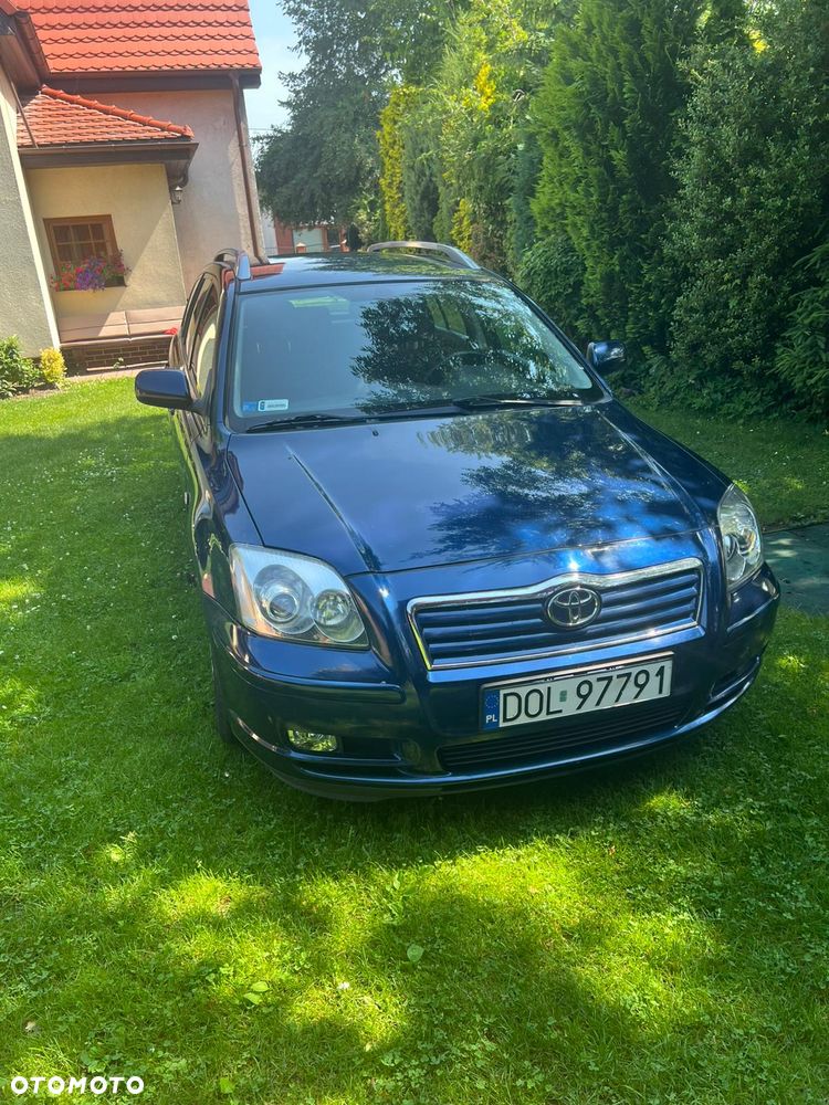 Toyota Avensis 1.8 VVT-i Sol - 4