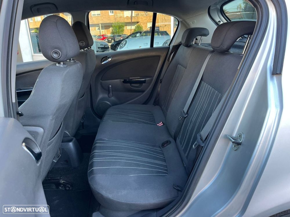 Opel Corsa 1.3 CDTI Enjoy EcoFLEX - 10