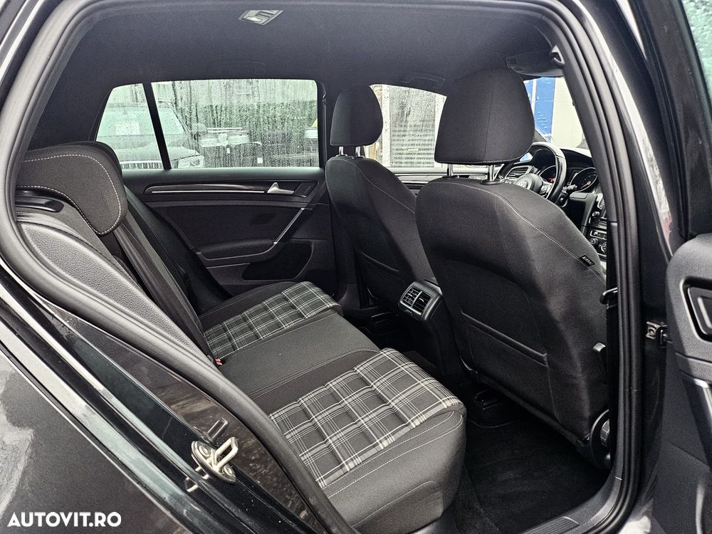 Volkswagen Golf GTD 2.0 TDI SCR DSG - 15