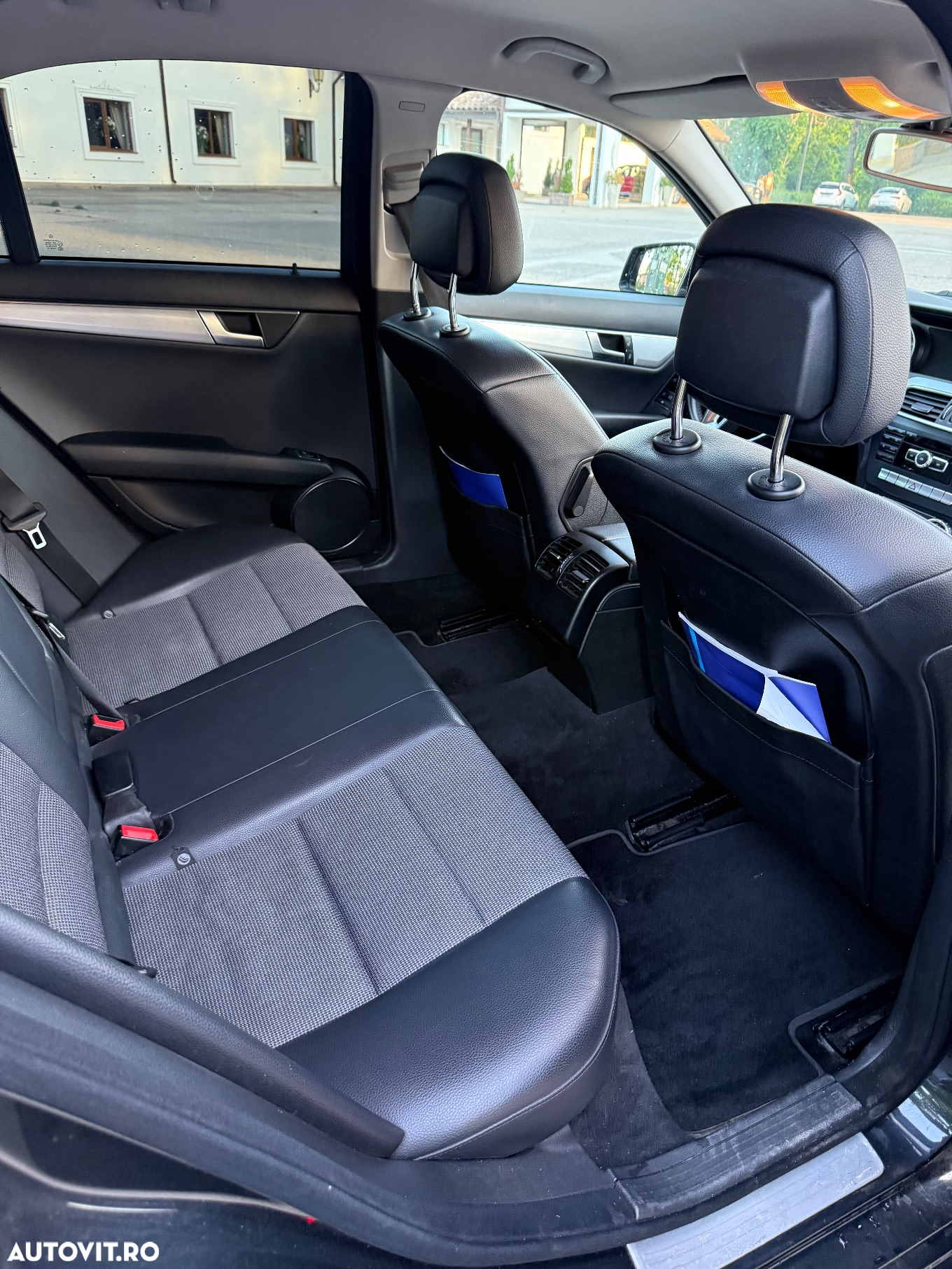 Mercedes-Benz C 200 CDI BlueEFFICIENCY - 7