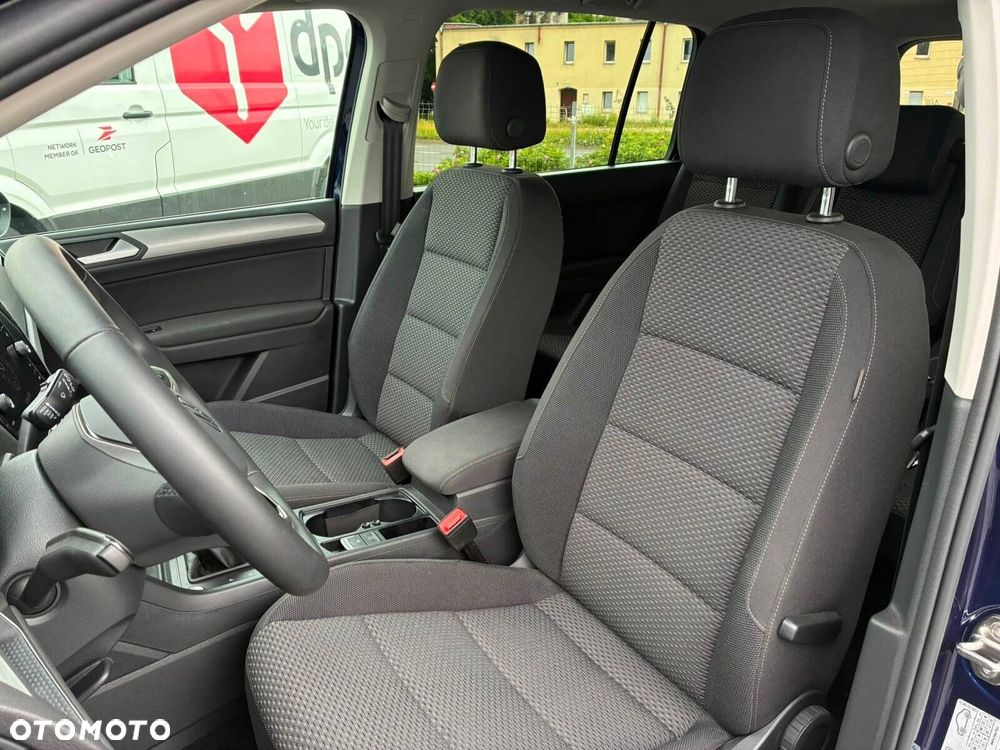 Volkswagen Touran - 6