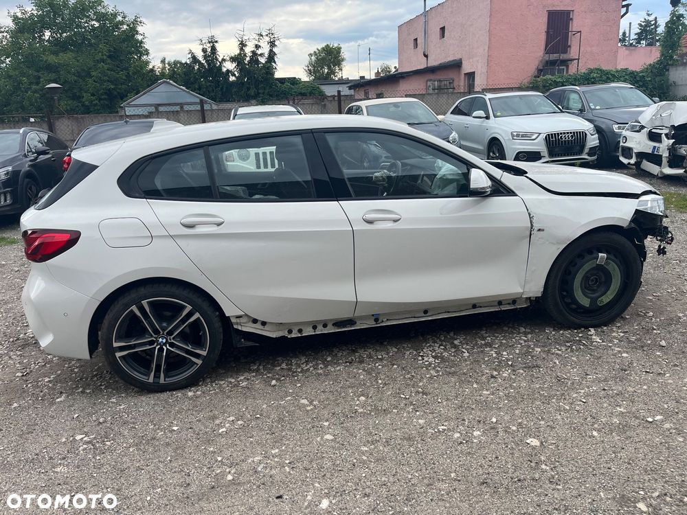 BMW Seria 1 116i M Sport - 9